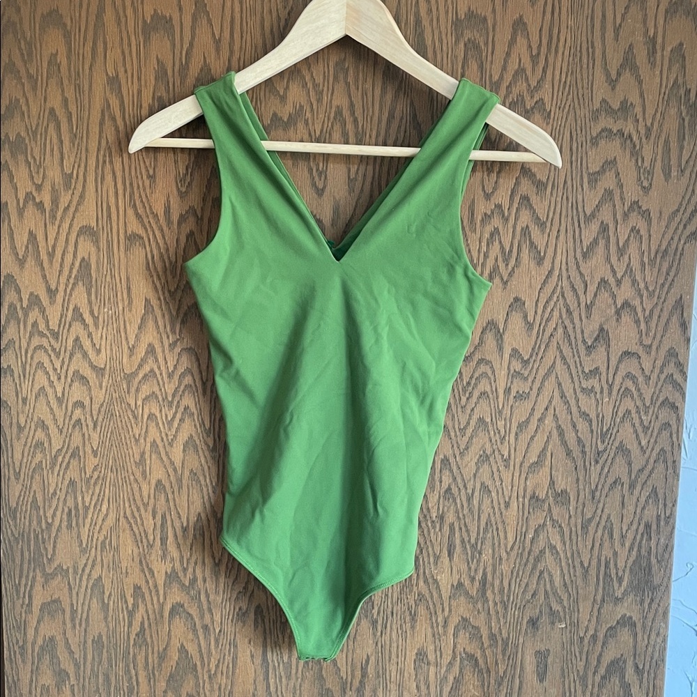 Abercrombie &‎ Fitch Vibrant Green Bodysuit XS